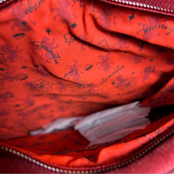 Vera Bradley Harry Potter Gryffindor Crossbody - Picture 3 of 3